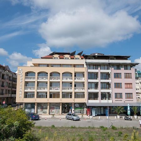 Тропикана Hotel Primorsko Buitenkant foto