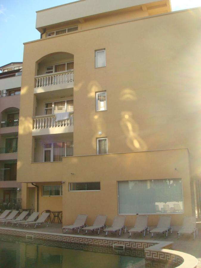 Тропикана Hotel Primorsko Buitenkant foto